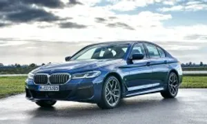 BMW áp dụng ưu đãi kép trong tháng 11