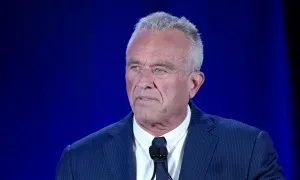 77 người đoạt giải Nobel phản đối ứng viên bộ trưởng y tế Mỹ 77 người đoạt giải Nobel phản đối ứng viên bộ trưởng y tế Mỹ