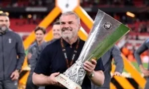 HLV Postecoglou: 'Từ tháng 1, Tottenham đã chọn Europa League'