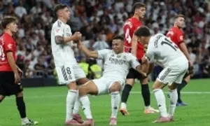 Real thắng dù bị VAR hủy ba bàn
